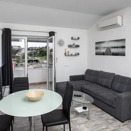 Apartament Mia